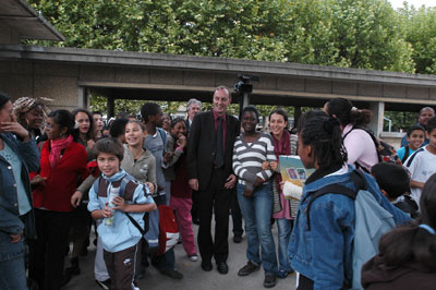 A la sortie du collège Péri